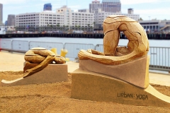 2013-A8-Urban Yoga - Helena