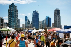 crd-Beautiful crowd, beautiful weekend, beautiful SAND iego!